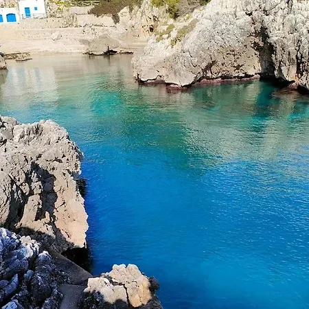 Sulla Cala Dell'acquaviva *
