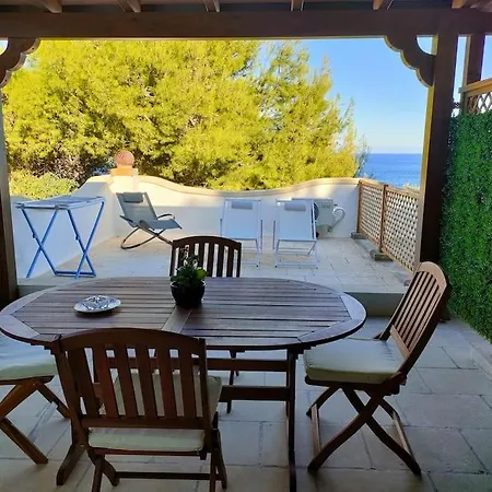 Casa de Férias Sulla Cala Dell'acquaviva